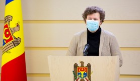 PAS sesizează CC: Moldovenii au dreptul la un salariu minim cel puțin suficient pentru hrană, îmbrăcăminte, locuință, servicii sociale și medicale